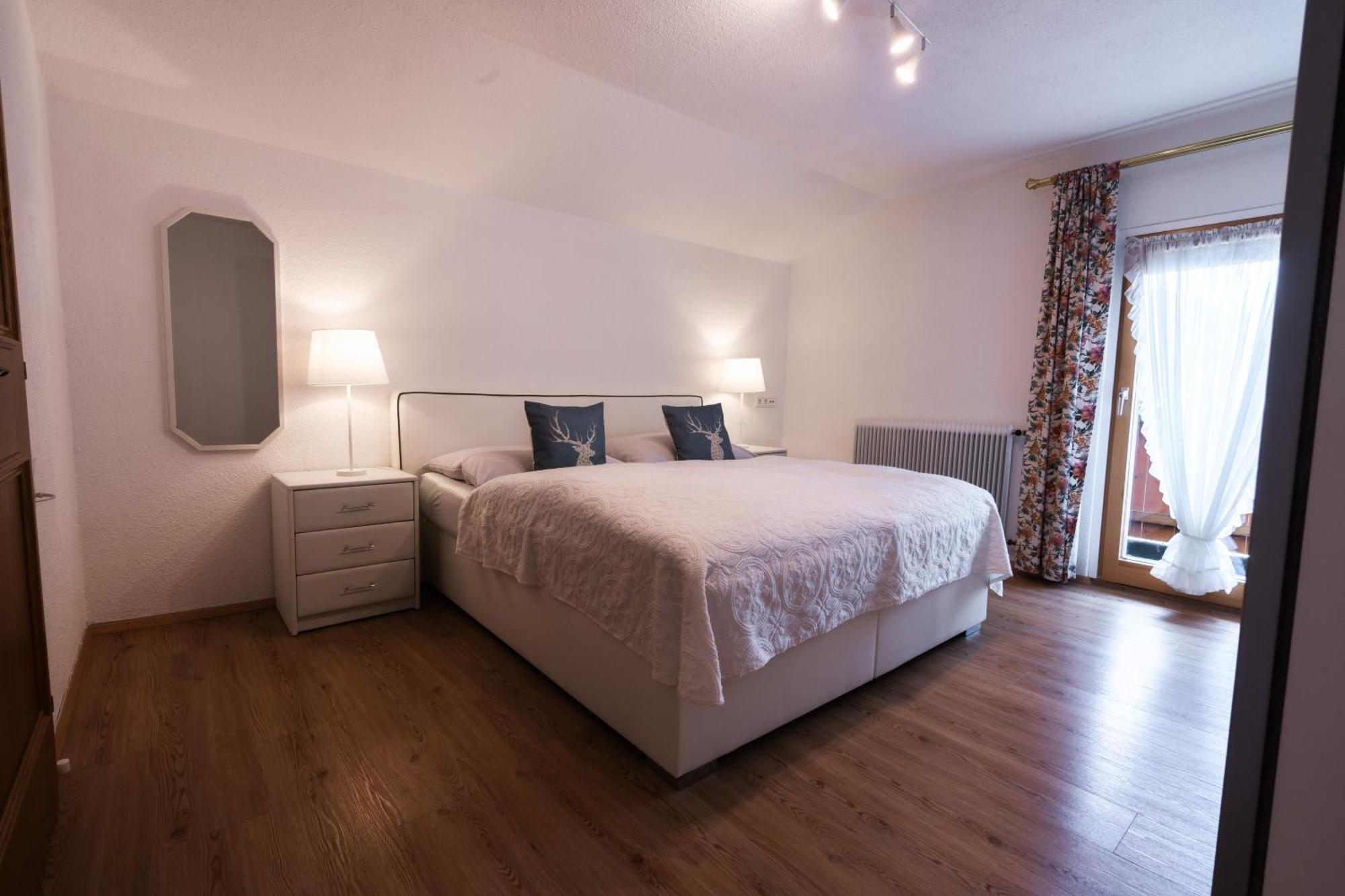 Ferienhaus Erika Seefeld in Tirol Ngoại thất bức ảnh